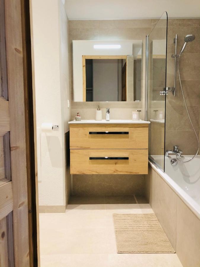 شقة Mont Blanc 43, Vue Mont Blanc , Balcon, Parking شامونكس المظهر الخارجي الصورة